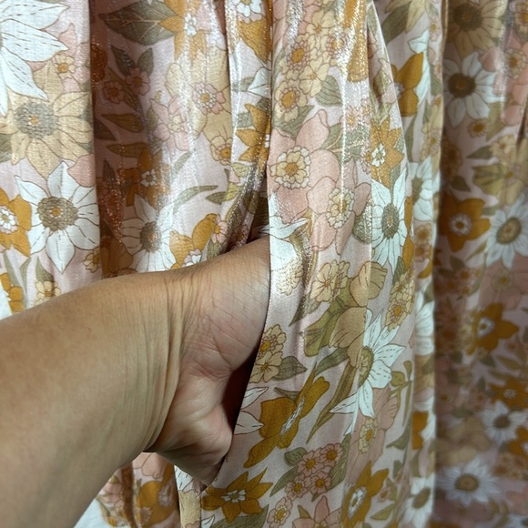 NWT•Vada Winter•Blythe Dress •Boho Floral - Picture 8 of 11